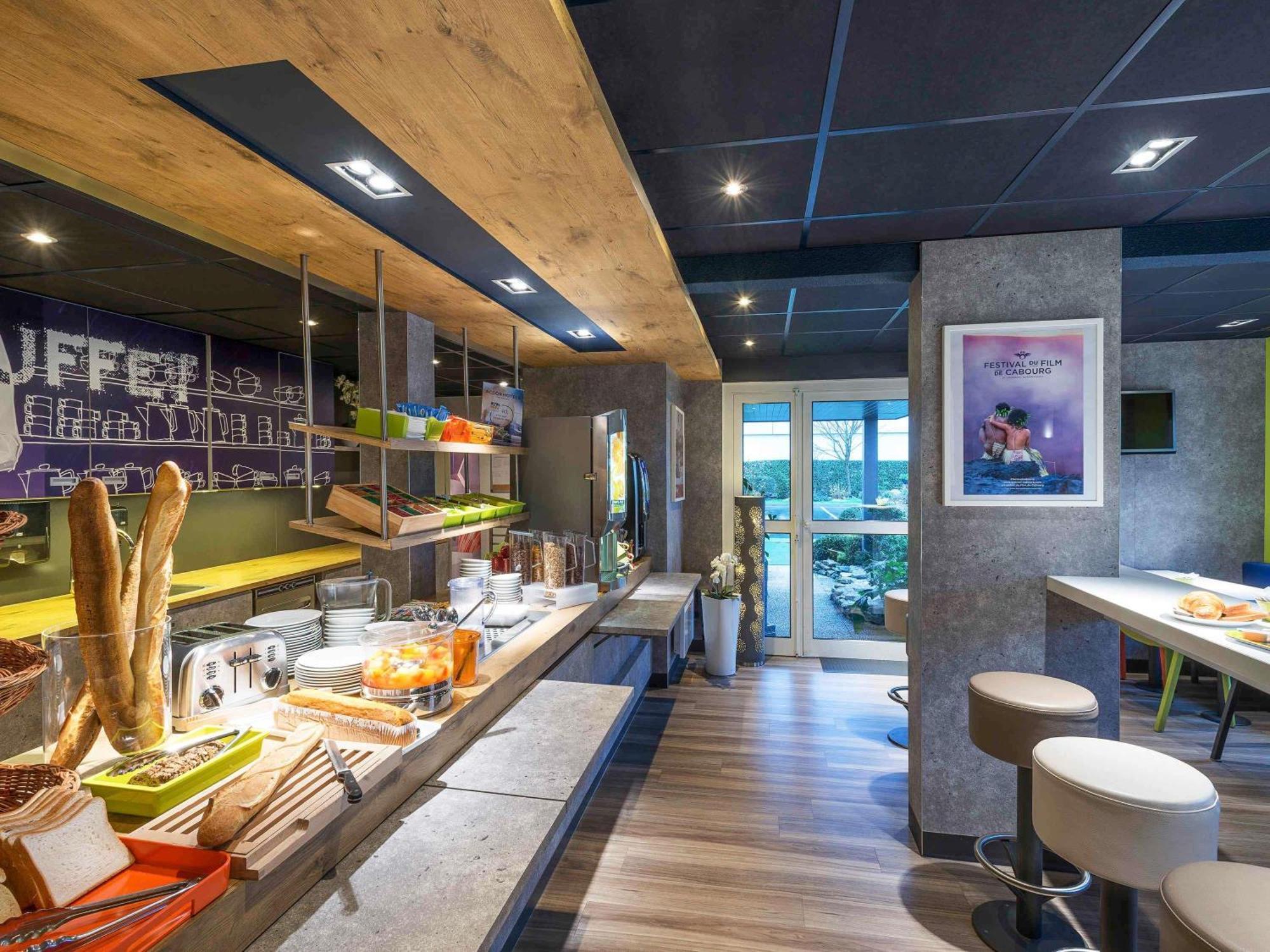 Ibis Budget Cabourg Dives Sur Mer Exterior foto