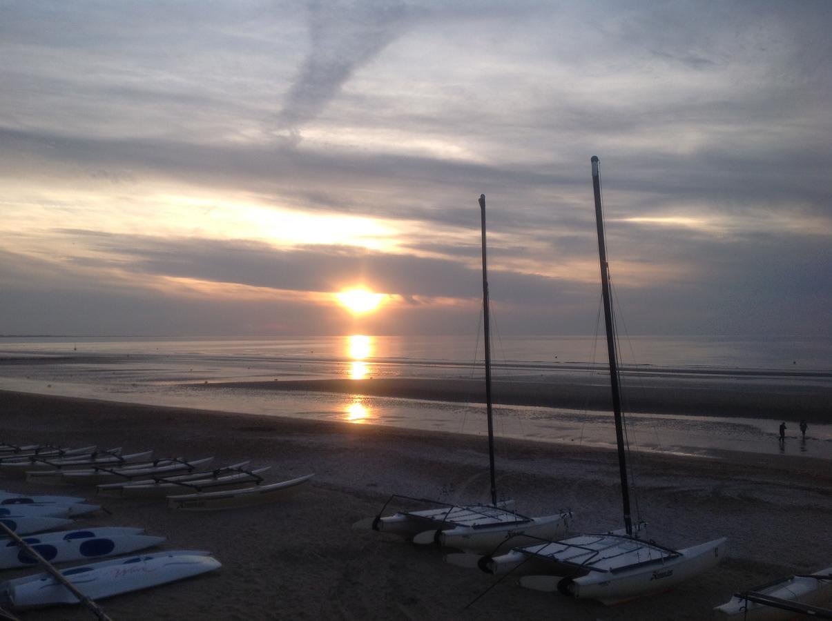 Ibis Budget Cabourg Dives Sur Mer Exterior foto